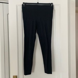 Kenneth Cole Size M Gray Leggings